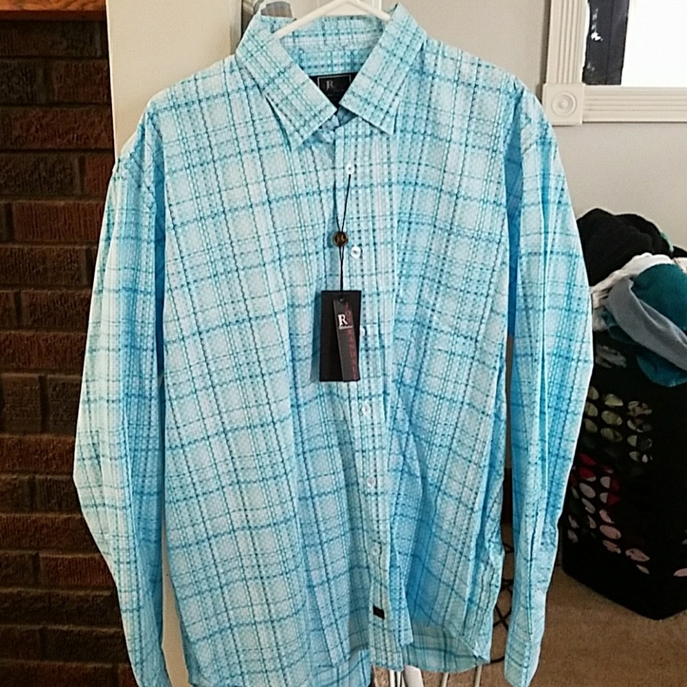 Men's button down dress shirt